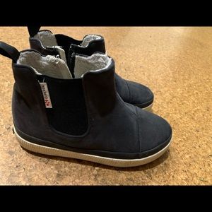 Trendy Superga kids boots